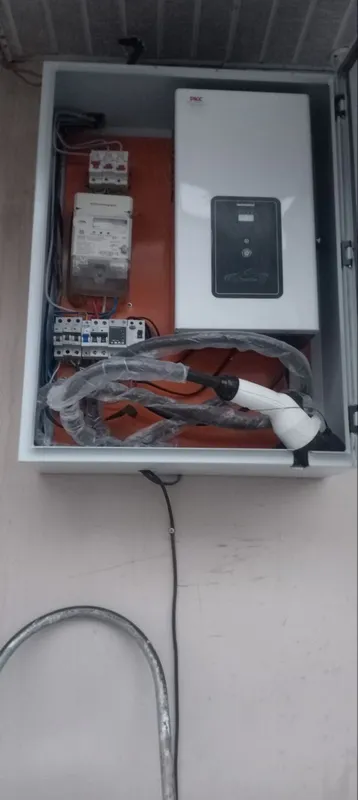 Электрик услуга и вызов 24/7 Kelishilgan narxlarda Elektrik xizmati 24 7 Электрик услуга и вызов 24/7 Kelishilgan narxlarda Elektrik xizmati 24 7