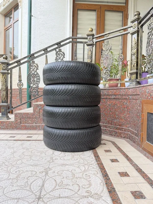 Michelin balon sotiladi 235/55/19