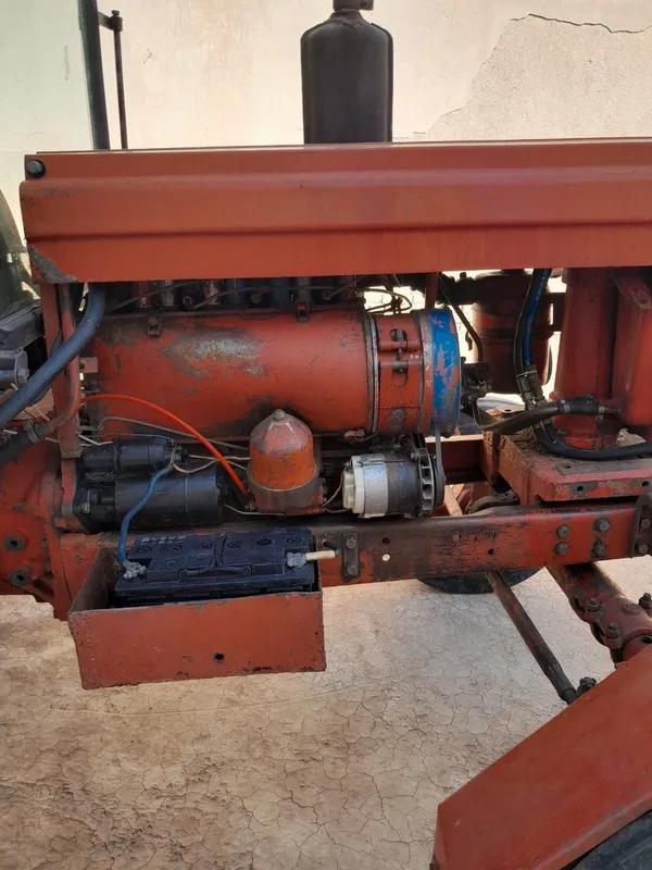 T 28 traktor sotiladi 1993 yil xolati Yangi koʻp xaydalmagan 5 T 28 traktor sotiladi 1993 yil xolati Yangi koʻp xaydalmagan 5