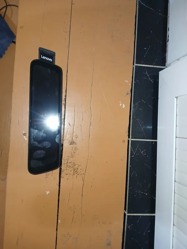 lenovaaaaaaaaaaaaa