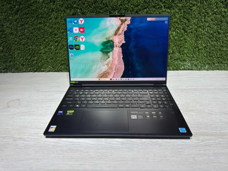 Ноутбук Acer Predator Helios / Intel Core Ultra 9 275HX / 32ГБ / 1ТБ / Ноутбук Acer Predator Helios / Intel Core Ultra 9 275HX / 32ГБ / 1ТБ /