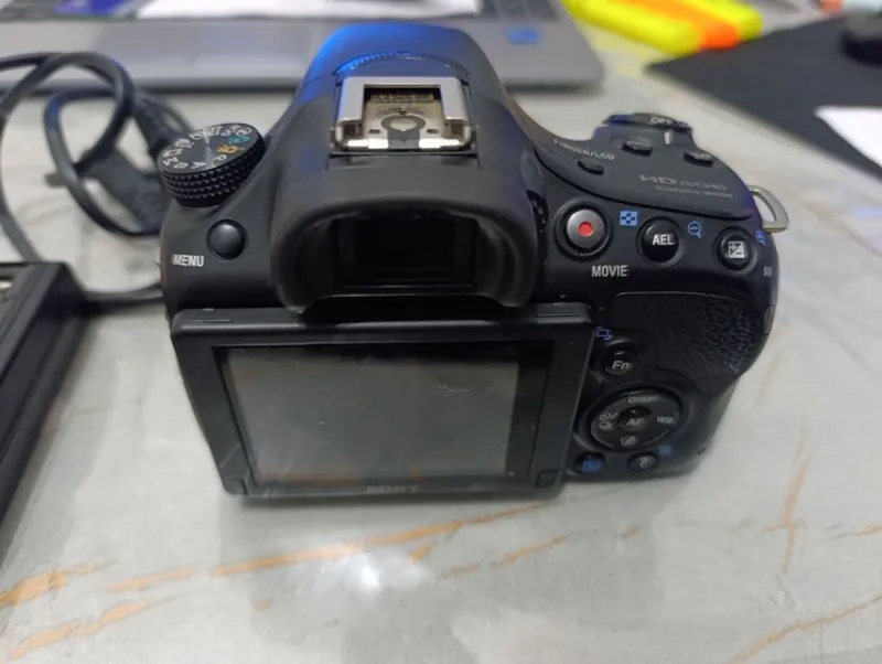 Sony DSLR Kamera — A’lo Holat, Full HD, Professional Funksiyalar! Siz 2 Sony DSLR Kamera — A’lo Holat, Full HD, Professional Funksiyalar! Siz 2