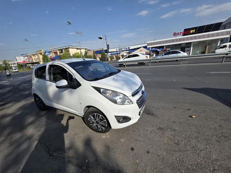 Chevrolet Spark 2014 4