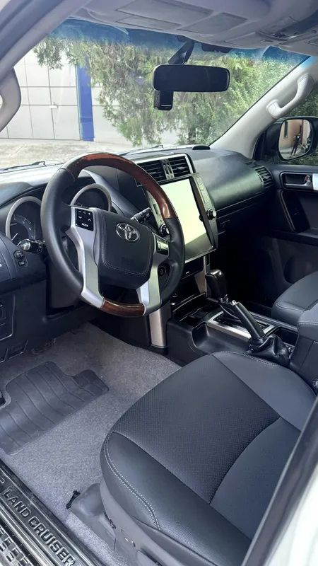 Toyota Land Cruiser Prado 150 6 Toyota Land Cruiser Prado 150 6