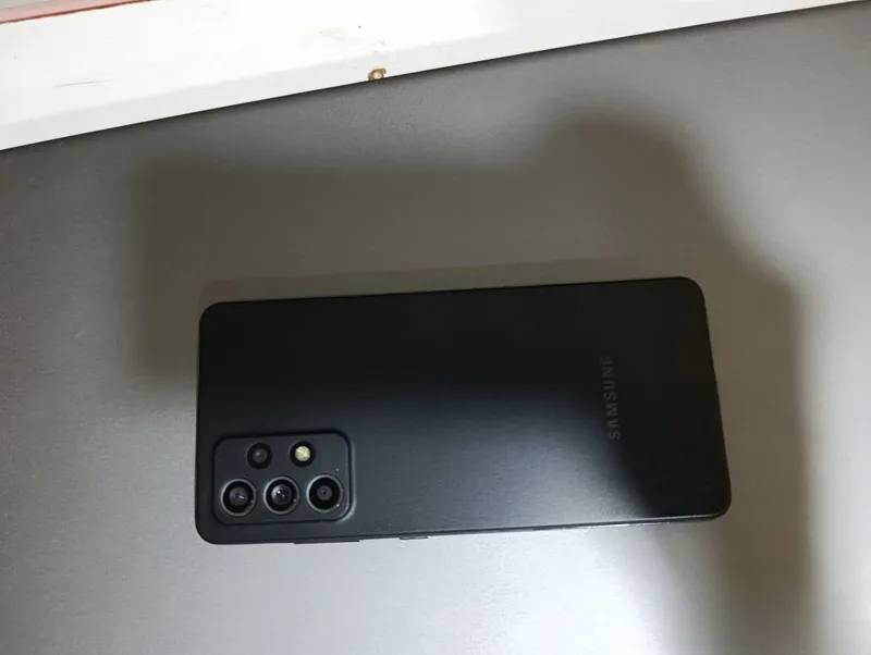 Samsung A52, память 128 ГБ, цвет «снежный» 3 Samsung A52, память 128 ГБ, цвет «снежный» 3