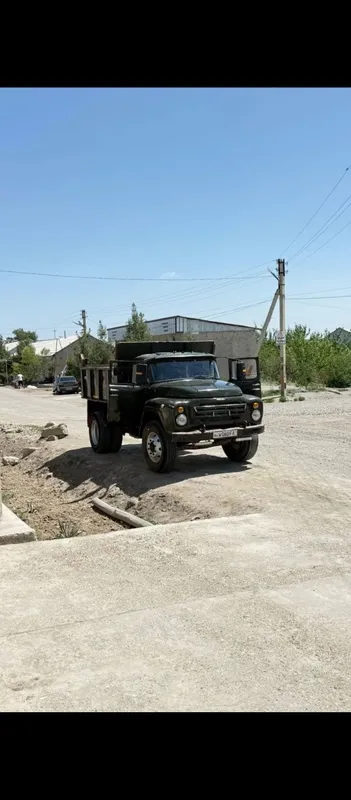 Zil 130 yil 1990 Zil 130 yil 1990