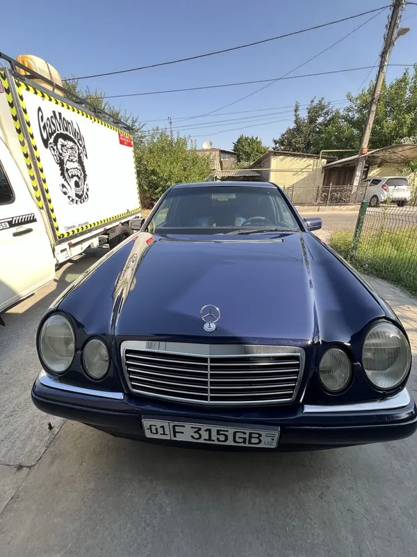 W210 sotiladi xolati yaxshi 3 W210 sotiladi xolati yaxshi 3