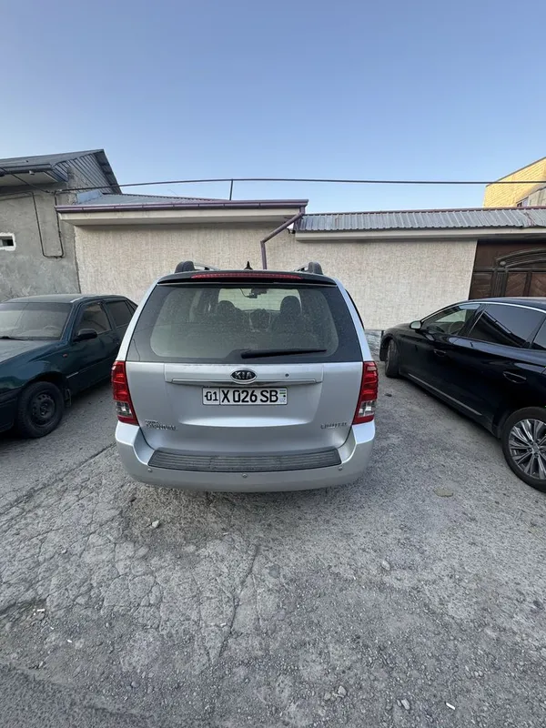 Kia CARNIVAL. extra long. Dizel 8