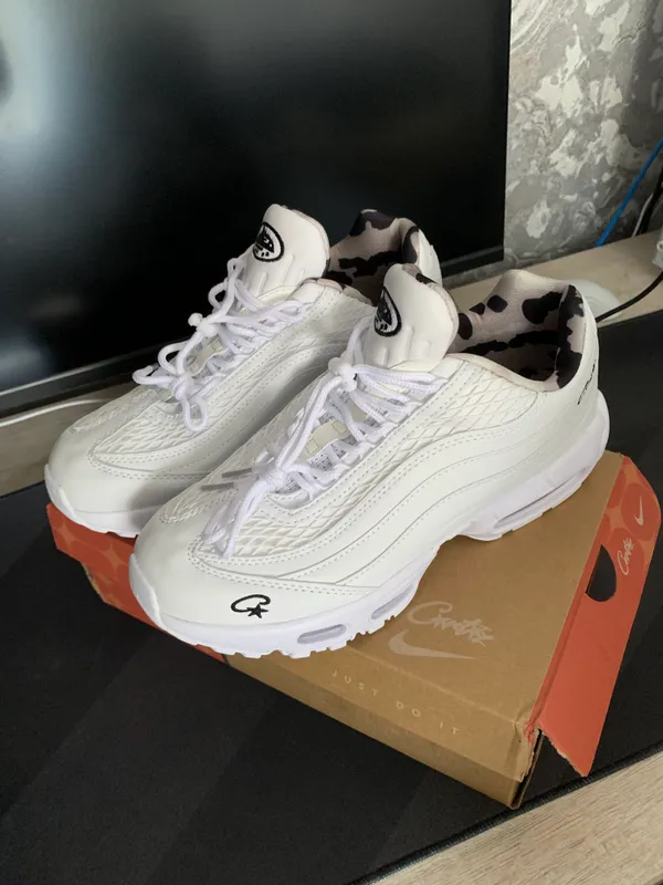 Кроссовки Nike airmax 95 corteiz  белые