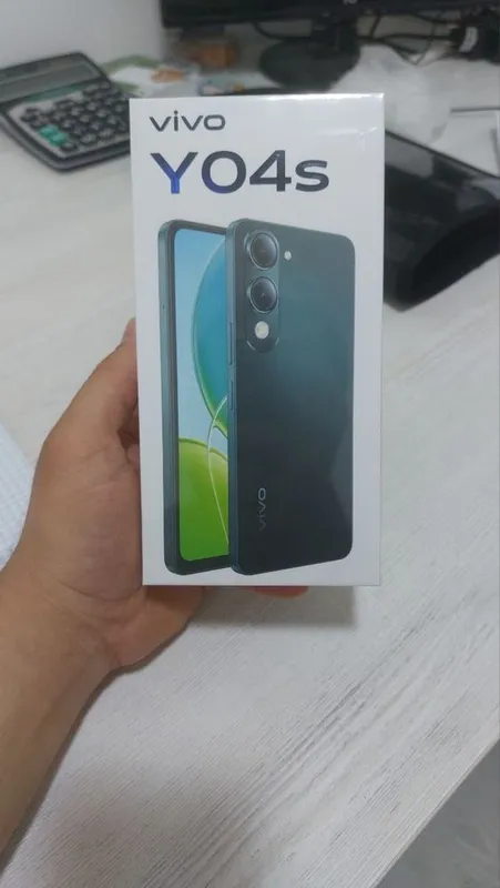 VIVO Y04s 12 ga 256 gb yengi