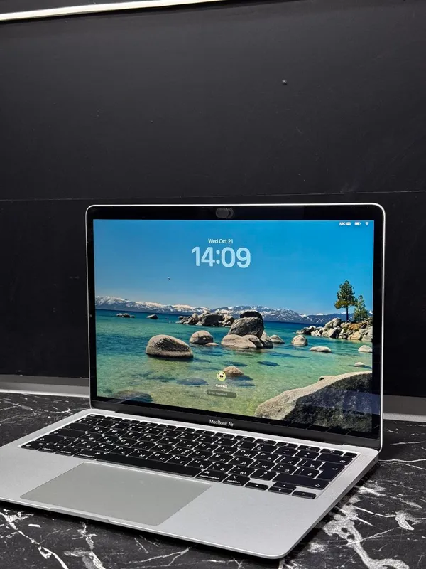 MacBook M1 4 MacBook M1 4