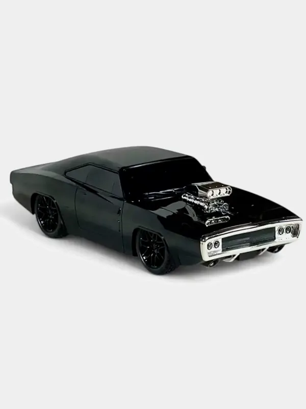 Dodge Charger R/T, masofadan boshqaruv pulti bilan — фото 4