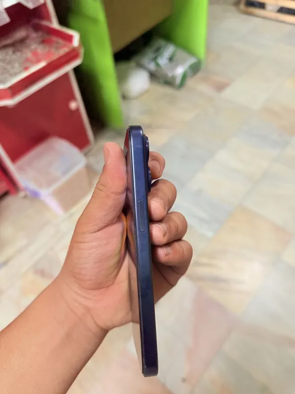 Iphone 15 pro Sotiladi 6 Iphone 15 pro Sotiladi 6