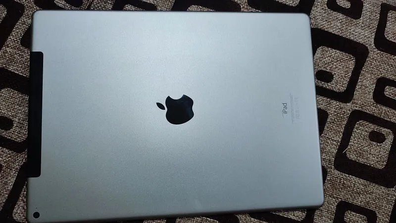 Продам очень дёшево планшет Apple iPad pro 12.9 — фото 2
