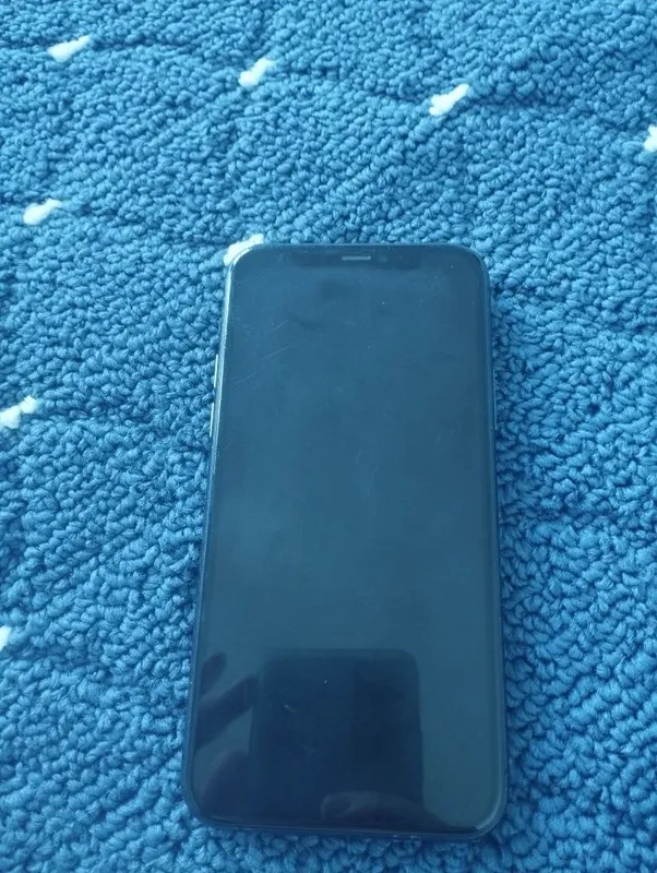 Iphone 11 pro telefoni 2 Iphone 11 pro telefoni 2