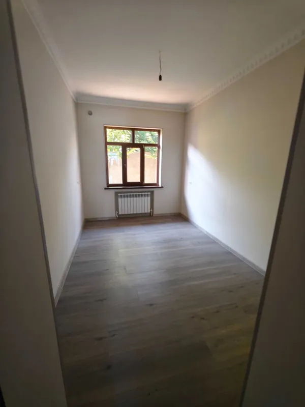 Uchqahramon G'ishtko'prikda hovli sotiladi 7