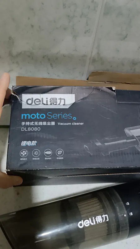 беспроводной пылесос Deli Moto Series DL8080 4 беспроводной пылесос Deli Moto Series DL8080 4