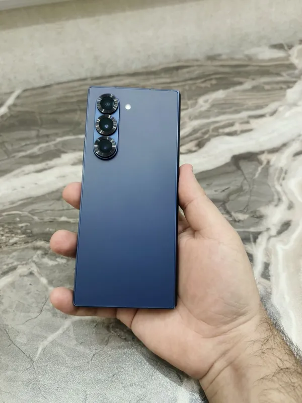 Samsung galaxy z fold 6 1