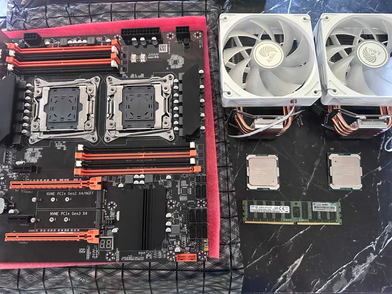Мощные комплект х99/ 32 ядер 64 потоков/ 32 gb DDR4 / 2 куллера