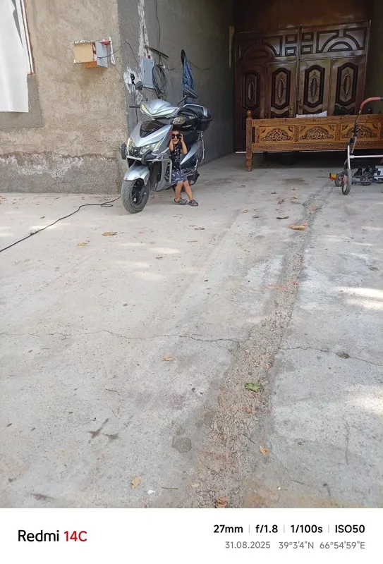 Skuter sotiladi Kaska 250$ lik kaska bonusga beraman srocni pul kk Skuter sotiladi Kaska 250$ lik kaska bonusga beraman srocni pul kk