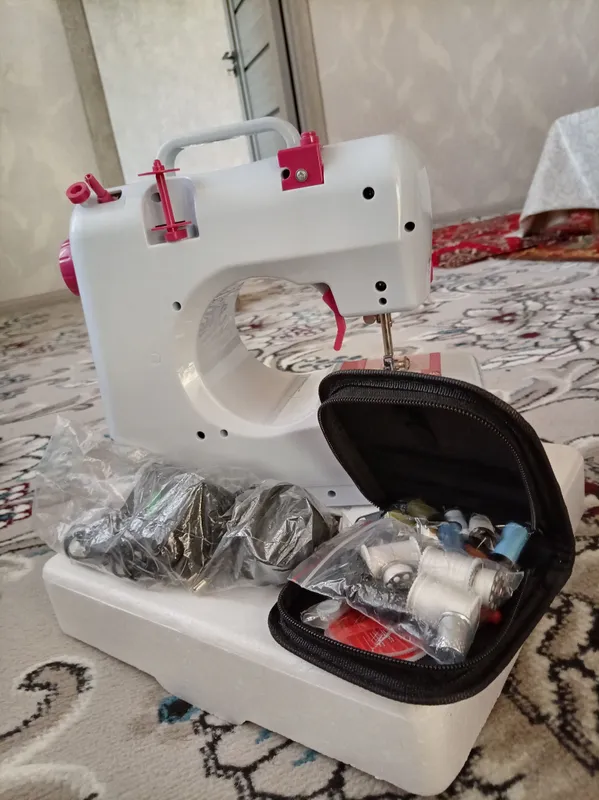 Roniq tikuv mashinasi 1 Roniq tikuv mashinasi 1