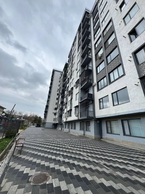 Продаётся 2-комнатная квартира в ЖК Zarafshan Golden Group 10