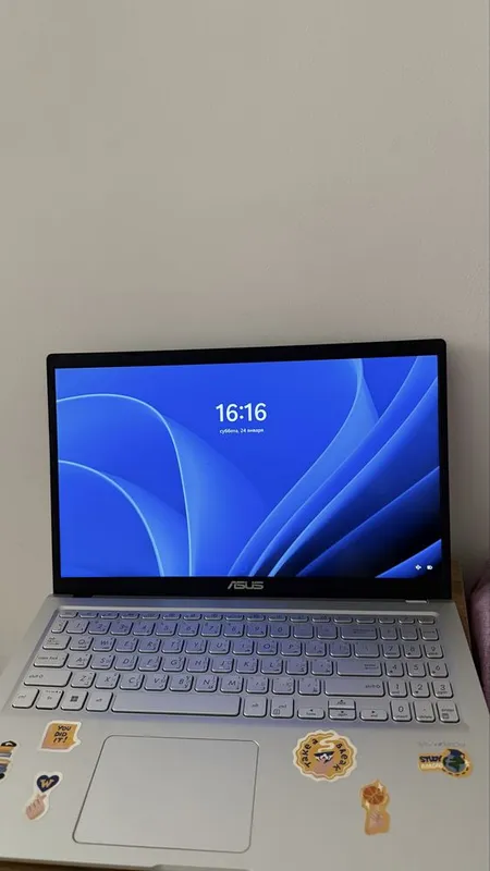 Asus noutbuk Windows 11, SSD, o‘qish va ish uchun — фото 2