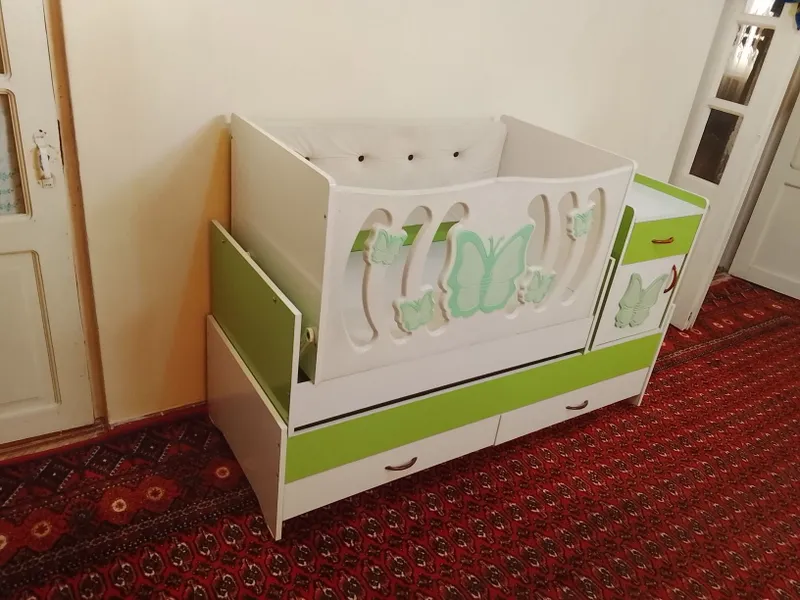 Продаётся детский манеж