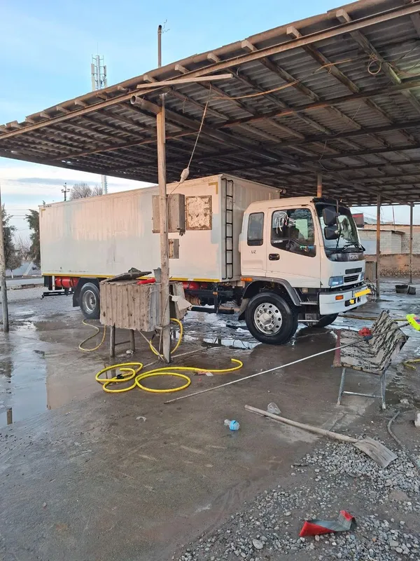 Isuzu sotiladi xolati alo 1 Isuzu sotiladi xolati alo 1