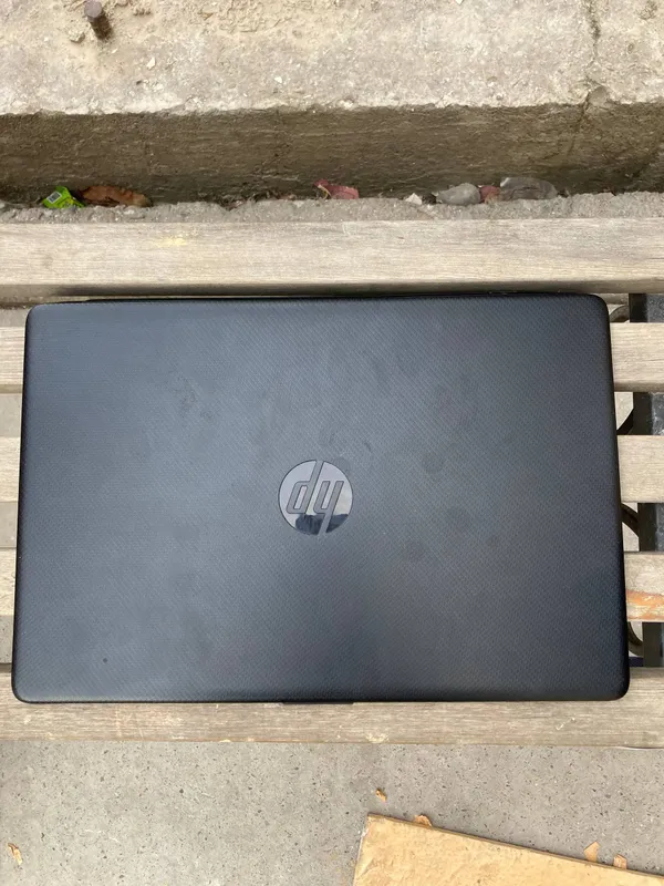 HP novutbuk 1 HP novutbuk 1