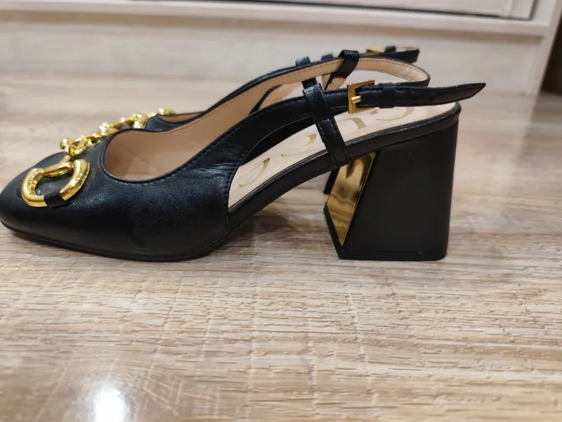 Босоножки Gucci