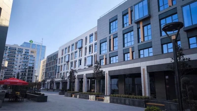 Аренда офис ул. Махтумкули 138м2 1 Аренда офис ул. Махтумкули 138м2 1
