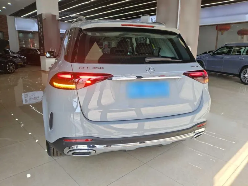 Mercedes-Benz GLE 350 Refreshed 4MATIC Stylish Edition — фото 3