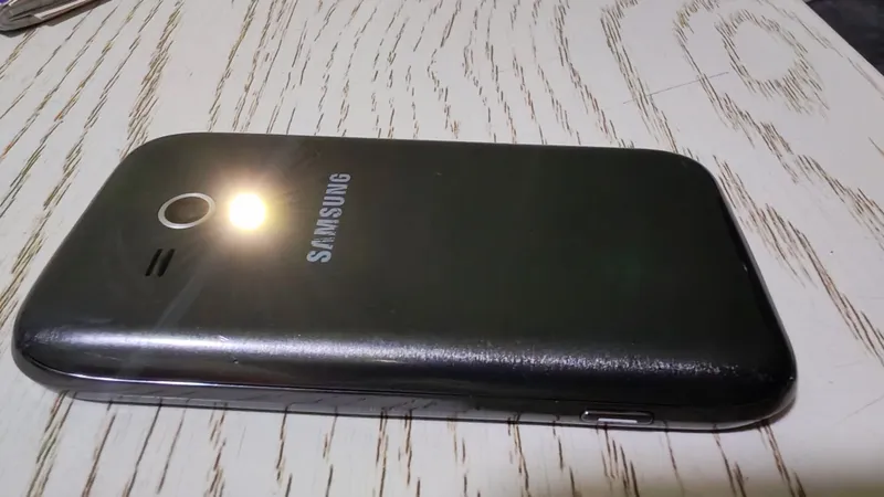 samsung galaxy rush m830 — фото 4