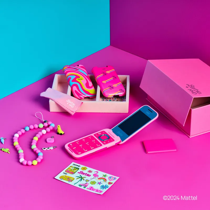 Barbie hmd (nokia) sotiladi. Yengi Imei dan otgan