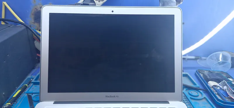 Macbook Air sotiladi holati ideal — фото 3 Macbook Air sotiladi holati ideal — фото 3