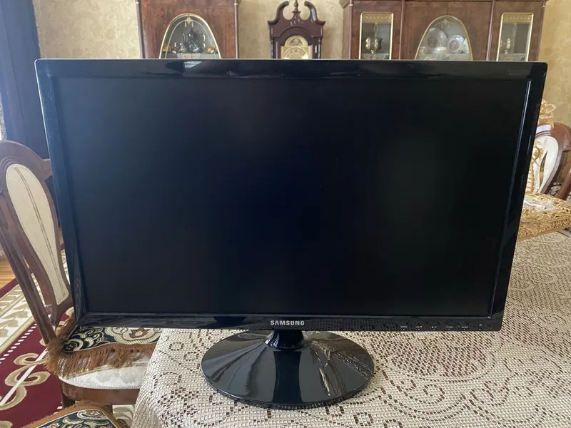 Монитор Samsung 22* 1 Монитор Samsung 22* 1