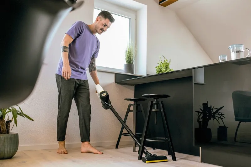 Аккумуляторный пылесос karcher VC 4 Cordless — фото 3