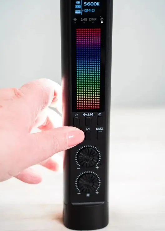 Neewer TL90C RGB LED свет 90 см — новый, есть доставка, есть гарантия — фото 1