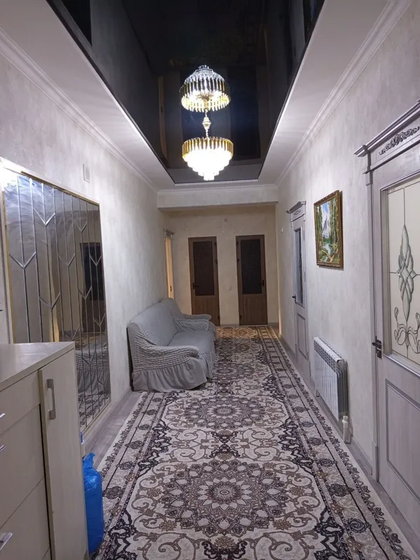 Yangi yetti qavatli uy , Qarshi markazida joylashgan ,Yevro remont