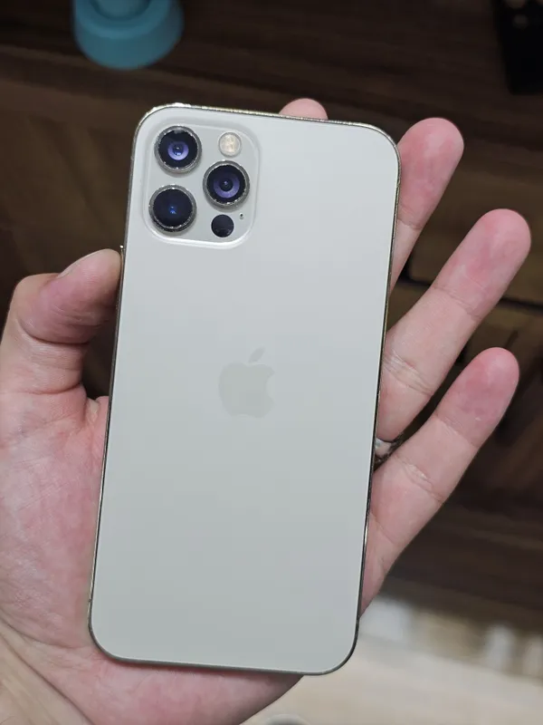 Iphone 12 pro holati orta 4 Iphone 12 pro holati orta 4