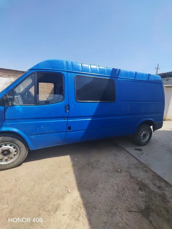 Ford tranzit metal 2