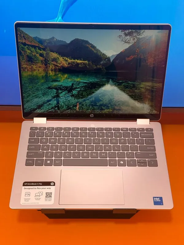 Ноутбук HP OmniBook 1