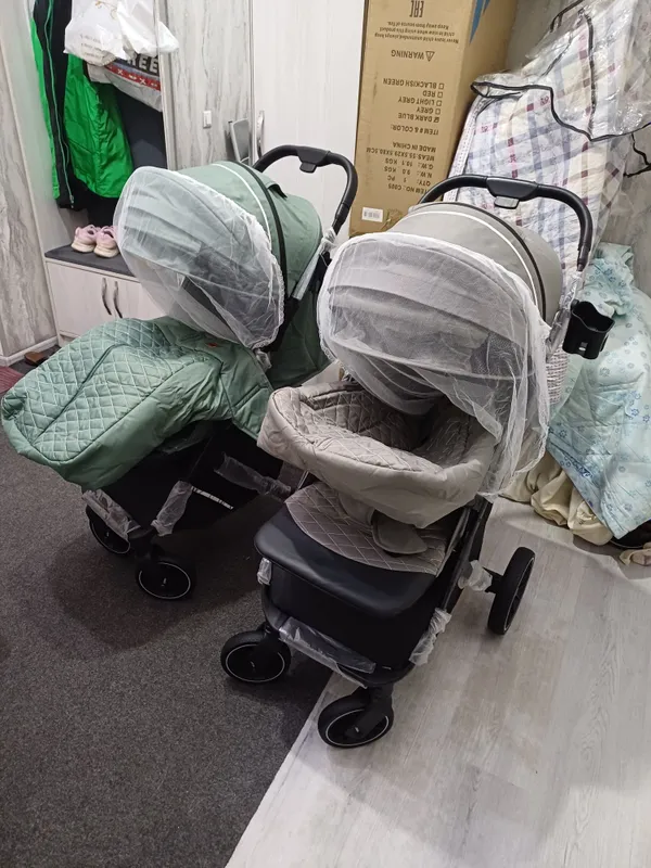 Продаётся фирменный коляска AMICO