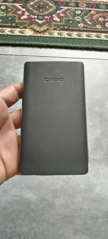 Калькулятор CASIO fx-82solar — фото 2