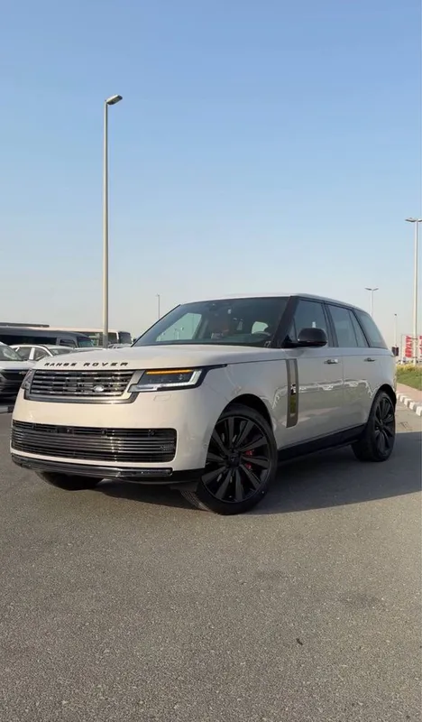 Range Rover P615 SV SWB 2026 1 Range Rover P615 SV SWB 2026 1