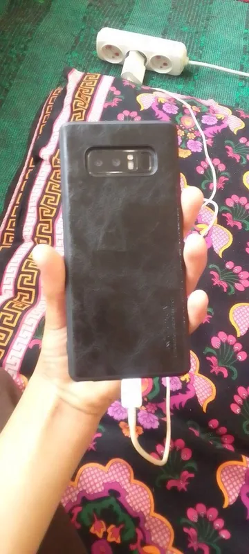 SAMSUNG GALAKSI NOTE 8 1