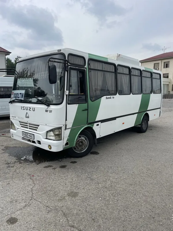 Isuzu автобус сотилади 2015 2 Isuzu автобус сотилади 2015 2