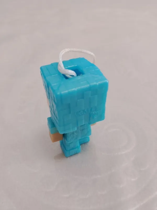 Kinder Joy алмазный чехол Стив 3 Kinder Joy алмазный чехол Стив 3
