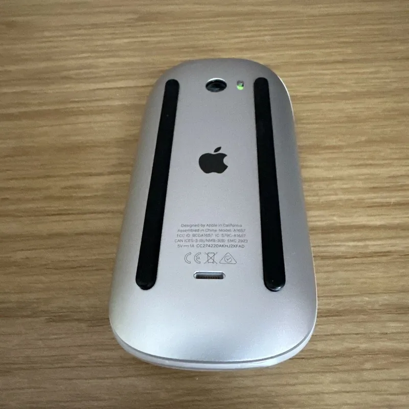 Apple Magic Mouse 2 (A1657) — фото 4